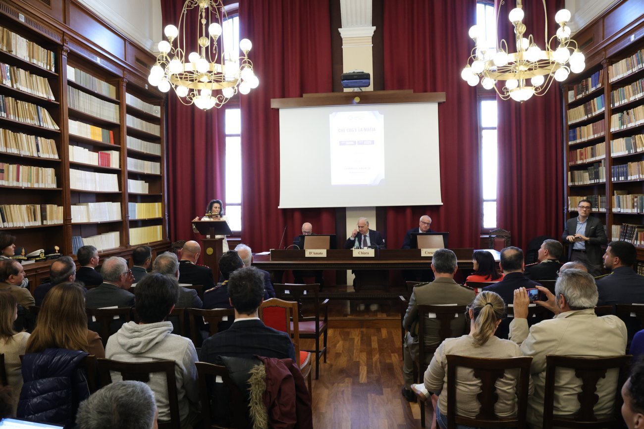 Lezione 1 Centro Studi sulle Mafie -6