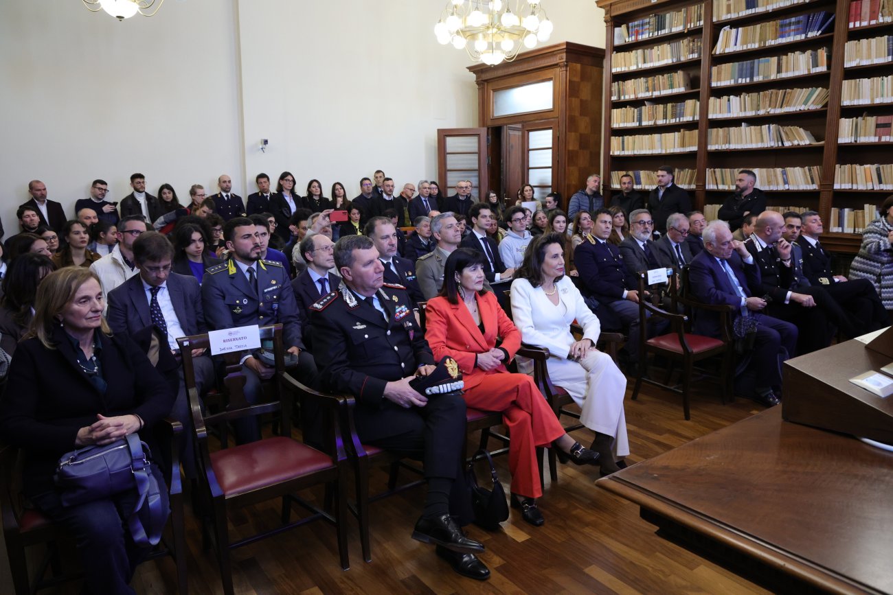 Lezione 1 Centro Studi sulle Mafie -5